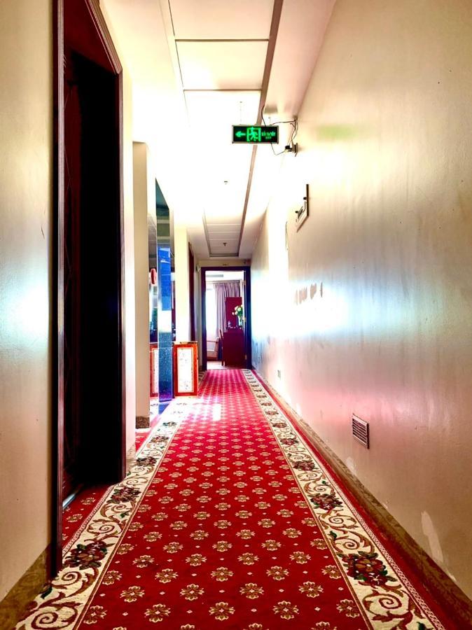 Van Ha Hotel Хошимін Екстер'єр фото